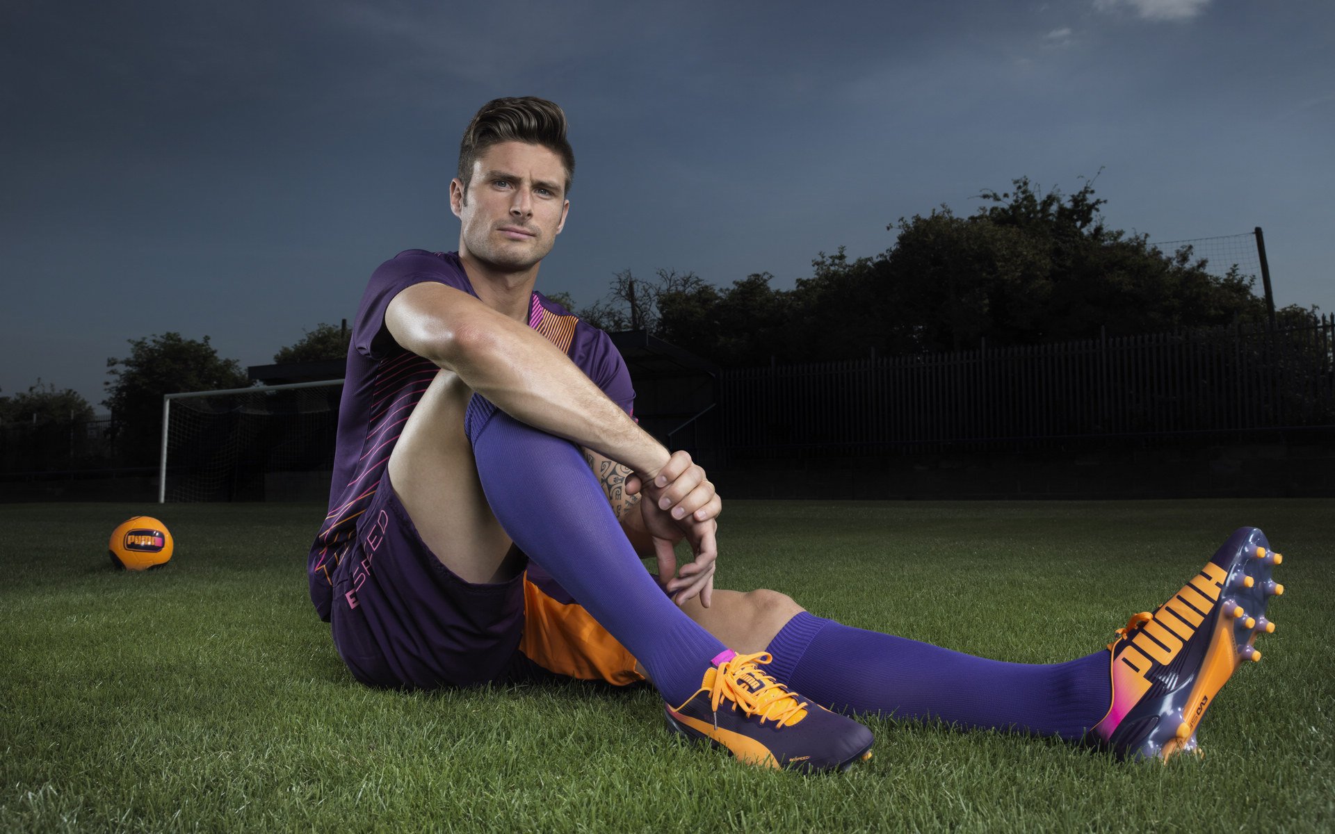 开云体育官网下载-PSG中场配合不顺影响整体发挥